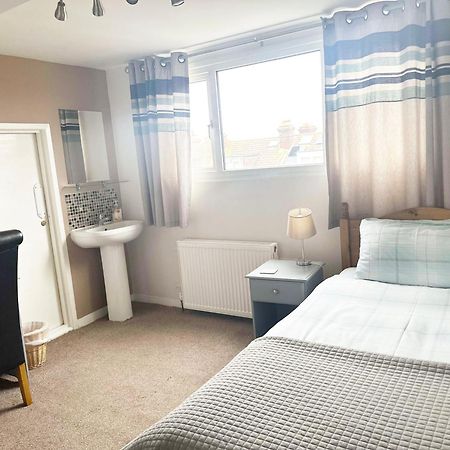 Esk Vale Guest House Портсмът Екстериор снимка