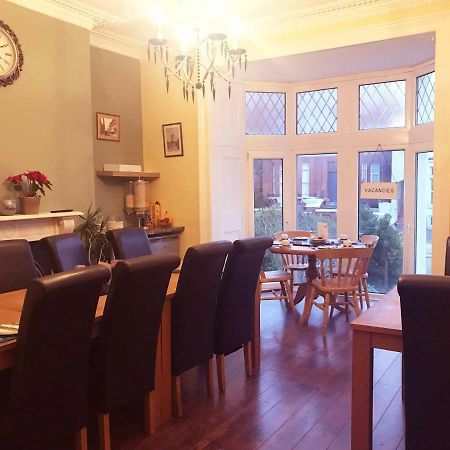 Esk Vale Guest House Портсмът Екстериор снимка