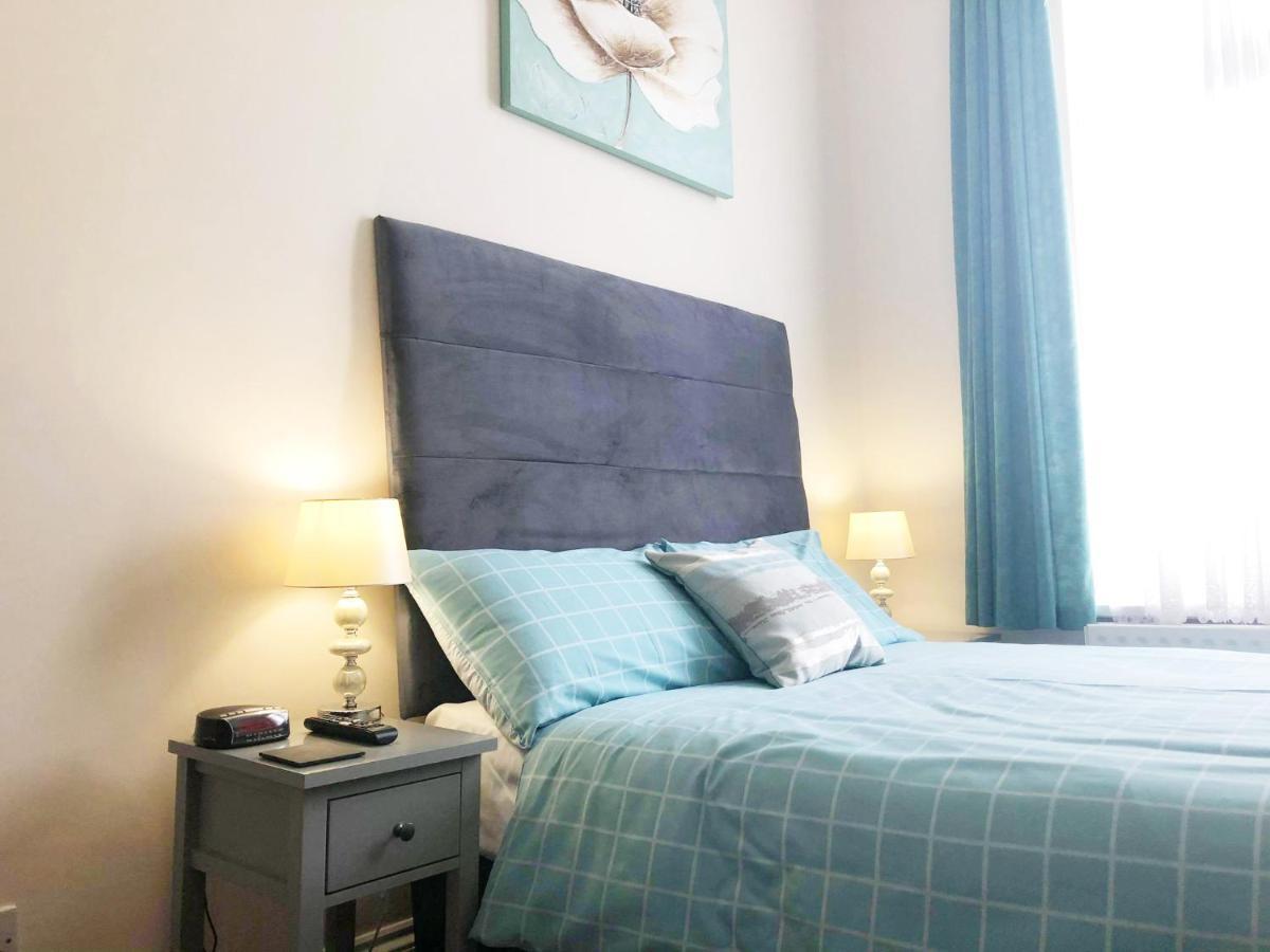 Esk Vale Guest House Портсмът Екстериор снимка