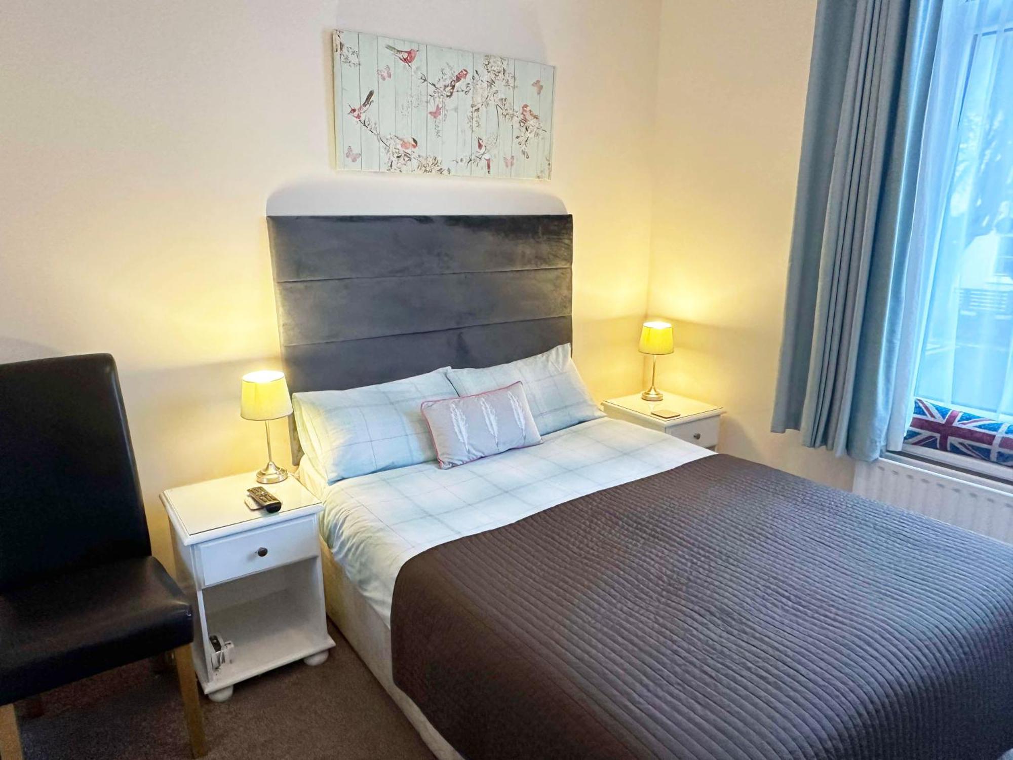 Esk Vale Guest House Портсмът Екстериор снимка