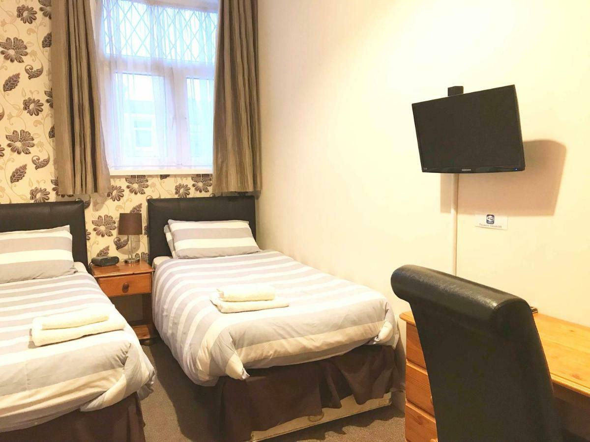 Esk Vale Guest House Портсмът Стая снимка